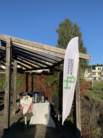 innan gårdsträff utomhus